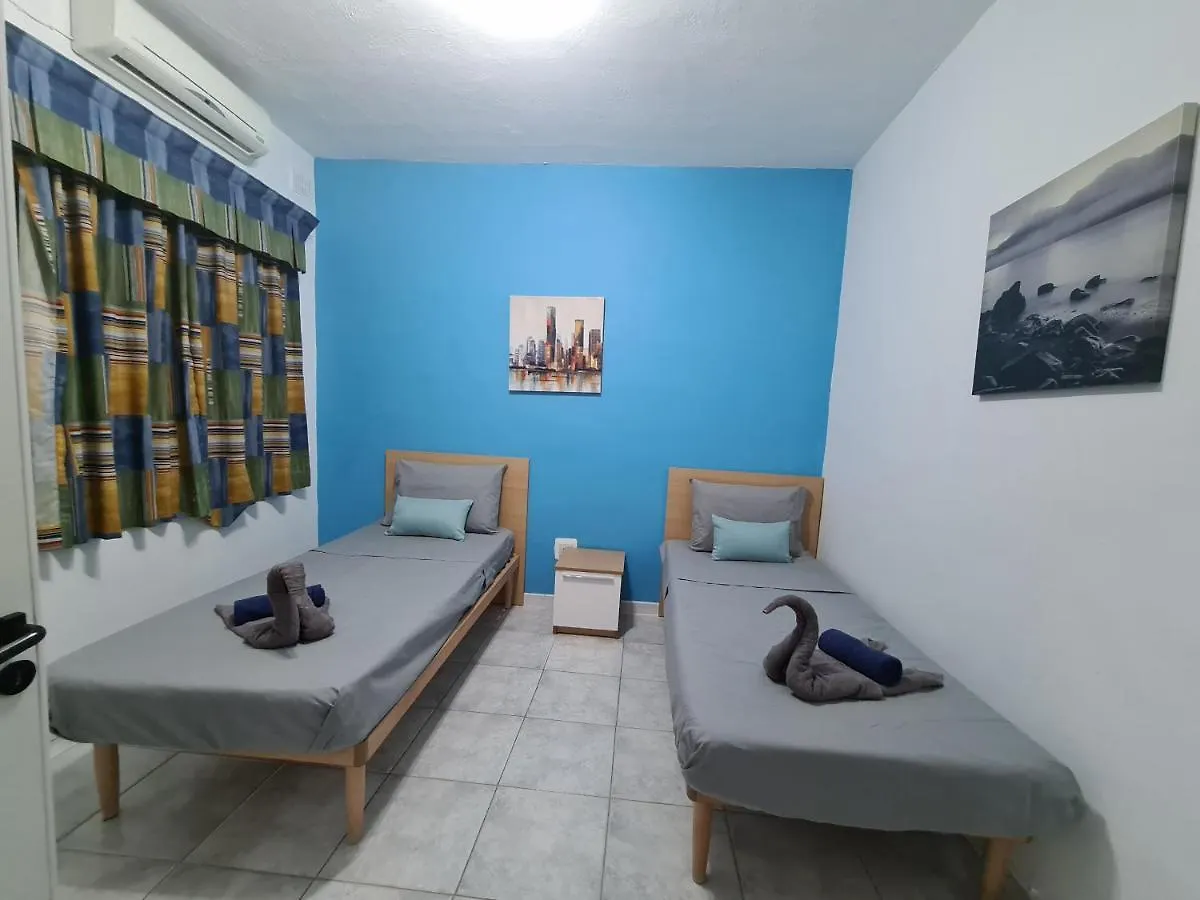 Spacious Seafront Apt Next To Sliema-Valeta Ferry Apartment Sliema