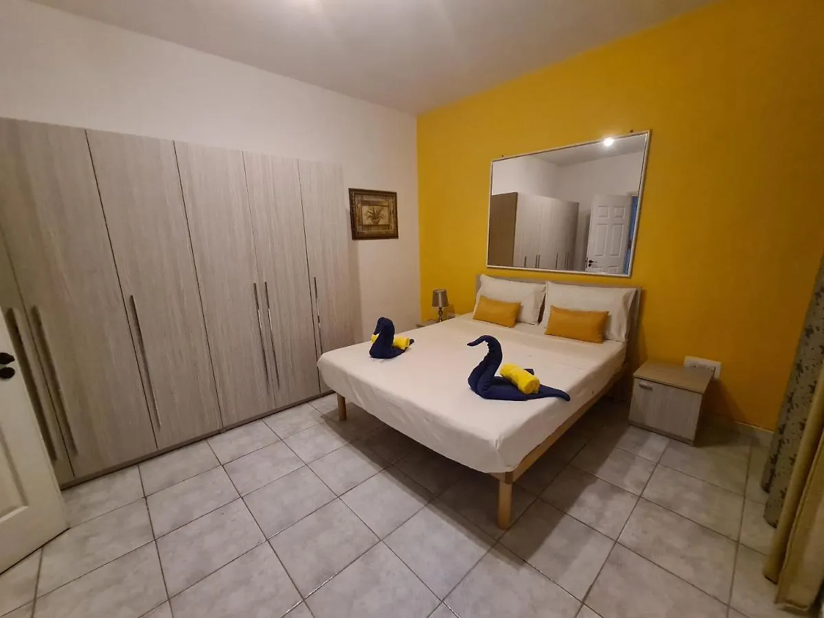 Apartment Spacious Seafront Apt Next To Sliema-Valeta Ferry